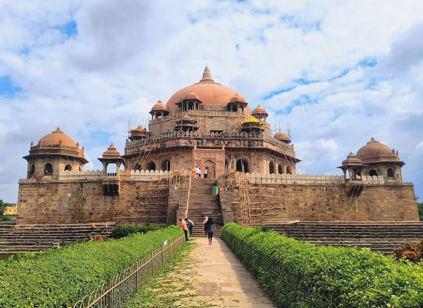 Patna Food Paradise: Discover Bihar's Most Delicious Secrets!